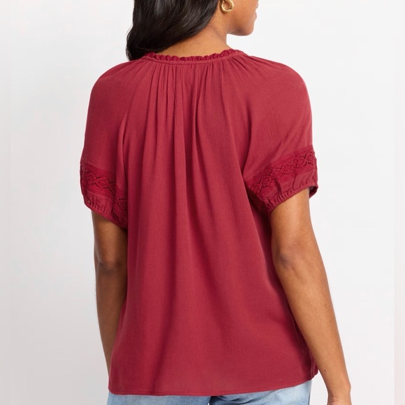 MARKET & SPRUCE Jacqui Crochet Top Burgundy - LP - Picture 2 of 11